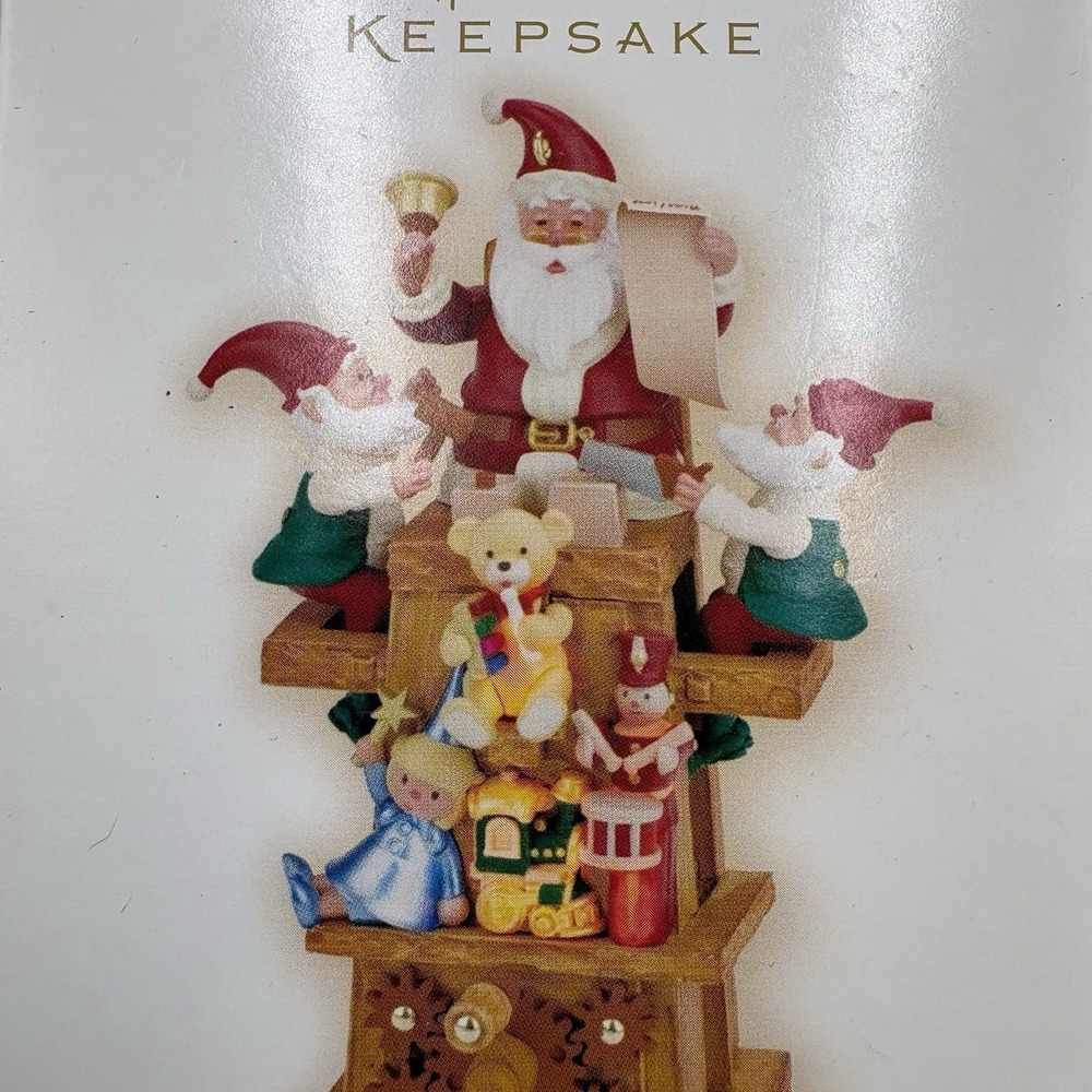 2009 Hallmark SANTA'S JOLLY WORKSHOP Elves MAGIC Light Sound Motion Ornament New - Picture 2 of 6